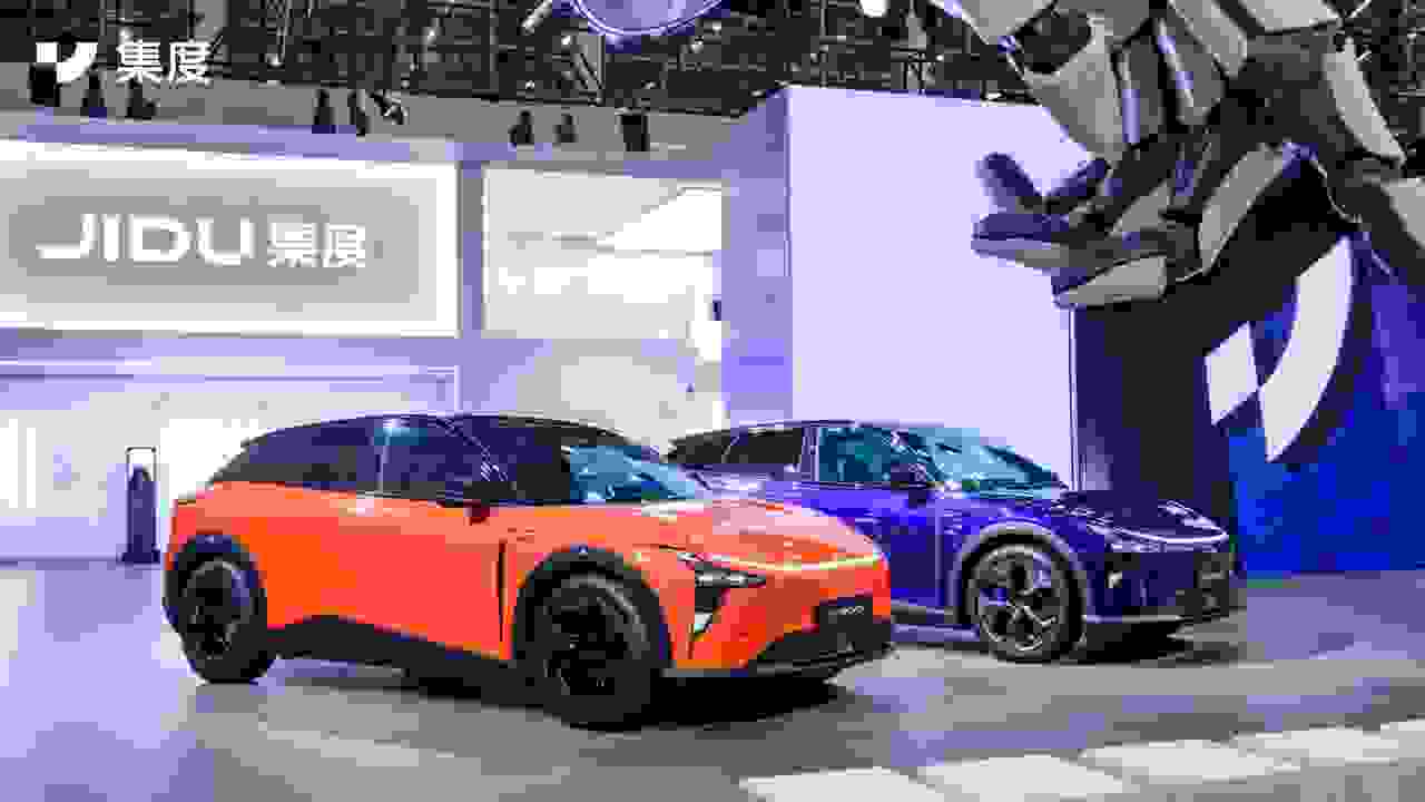 集度汽車機器人迎來全新車型 純電轎跑ROBO-02擔當車展最美車型