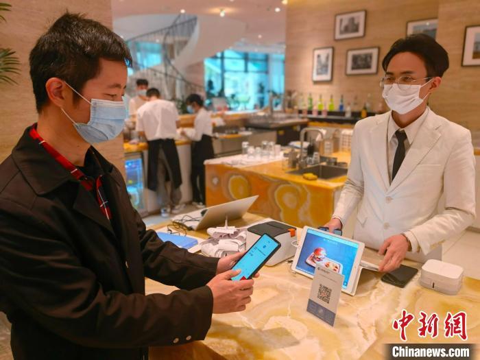 多地“嘗鮮”用數字人民幣發工資 究竟有何特殊使用體驗？