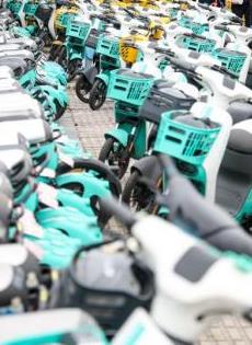價(jià)格刺客、亂停亂放……共享單車(chē)亂象何解？