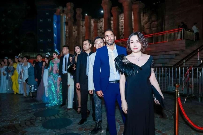 超級旅游小姐精彩綻放鵬城